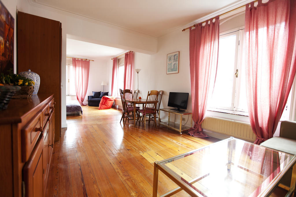 European Apartments Schuman-Ambiorix Bruksela Pokój zdjęcie