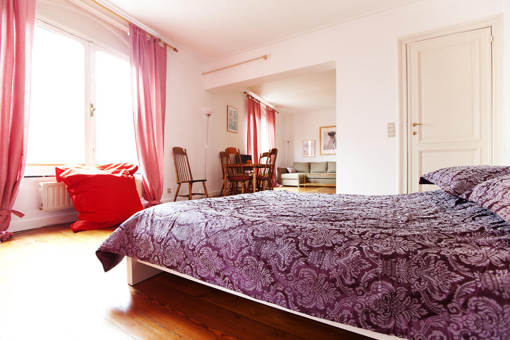 European Apartments Schuman-Ambiorix Bruksela Pokój zdjęcie